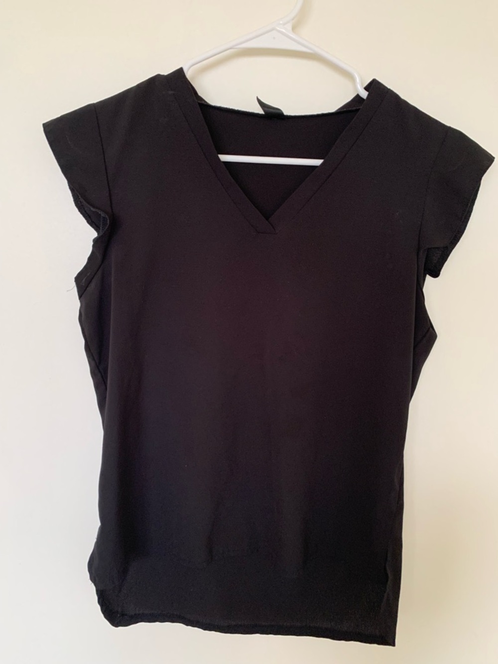 SHEIN Black V-Neck Short Sleeve Top